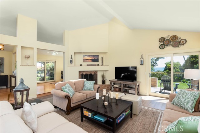 Detail Gallery Image 10 of 36 For 125 Park Pl, Pismo Beach,  CA 93449 - 2 Beds | 2 Baths