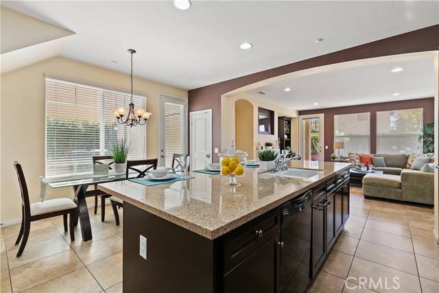 Detail Gallery Image 13 of 46 For 213 Polk St, Placentia,  CA 92870 - 5 Beds | 4 Baths
