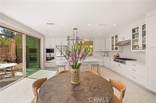 Detail Gallery Image 21 of 73 For 60 Rotunda, Irvine,  CA 92620 - 4 Beds | 3/1 Baths