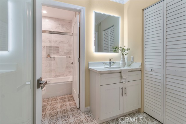 Detail Gallery Image 9 of 20 For 9005 Cynthia St #215,  West Hollywood,  CA 90069 - 1 Beds | 1 Baths