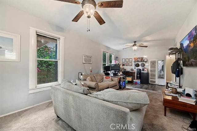 Detail Gallery Image 10 of 33 For 323 E Colton, Redlands,  CA 92374 - 3 Beds | 2 Baths