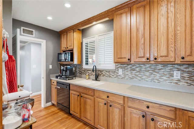 Detail Gallery Image 26 of 54 For 901 S Glenview, West Covina,  CA 91791 - 4 Beds | 2 Baths