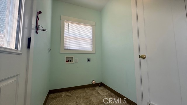 Detail Gallery Image 21 of 23 For 1652 B St, Eureka,  CA 95501 - 3 Beds | 1/1 Baths