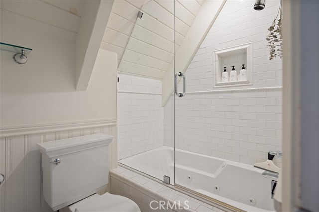 Detail Gallery Image 29 of 51 For 987 Tirol Ln, Lake Arrowhead,  CA 92352 - 3 Beds | 2 Baths