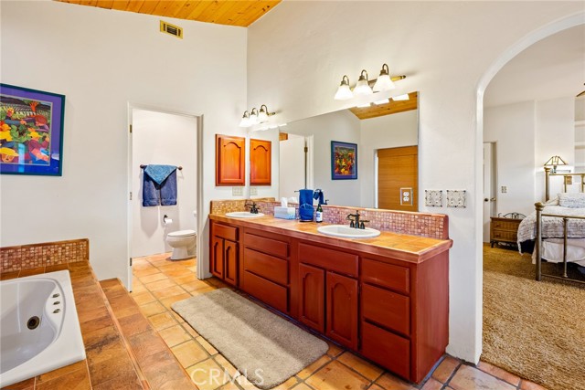 Detail Gallery Image 17 of 35 For 4270 Ranchita Canyon Rd, San Miguel,  CA 93451 - 5 Beds | 4 Baths