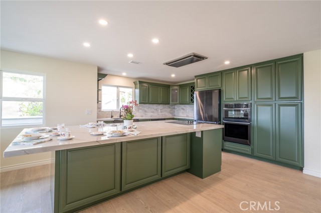 715 N Loop Drive, Camarillo, CA, 93010 715 N Loop Drive, Camarillo, CA, 93010