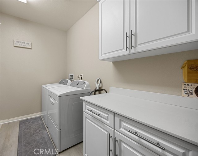 Detail Gallery Image 15 of 34 For 3009 E Arbor Ln, Ontario,  CA 91762 - 4 Beds | 2/1 Baths