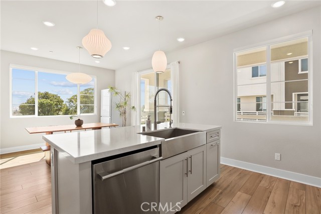 Detail Gallery Image 9 of 38 For 1421 W Sunrise Ln, San Pedro,  CA 90732 - 4 Beds | 3/1 Baths