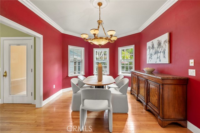 3352 Via Zara, Fallbrook CA: https://media.crmls.org/medias/a0131429-80fd-45eb-9a47-8a27fb36cfb8.jpg