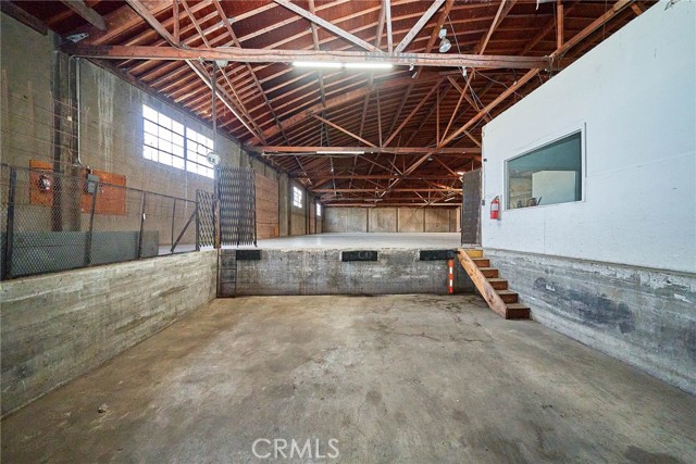 1707 E 20th Street, Los Angeles, California 90021, ,Commercial Sale,For Sale,1707 E 20th Street,CRRS24204348