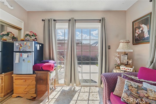 Detail Gallery Image 14 of 26 For 13355 Beaver St, Sylmar,  CA 91342 - – Beds | – Baths