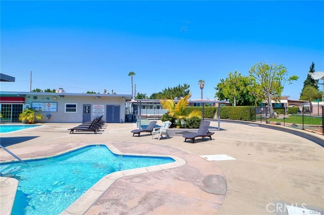 Detail Gallery Image 43 of 46 For 2755 Arrow Hwy #156,  La Verne,  CA 91750 - 4 Beds | 2 Baths