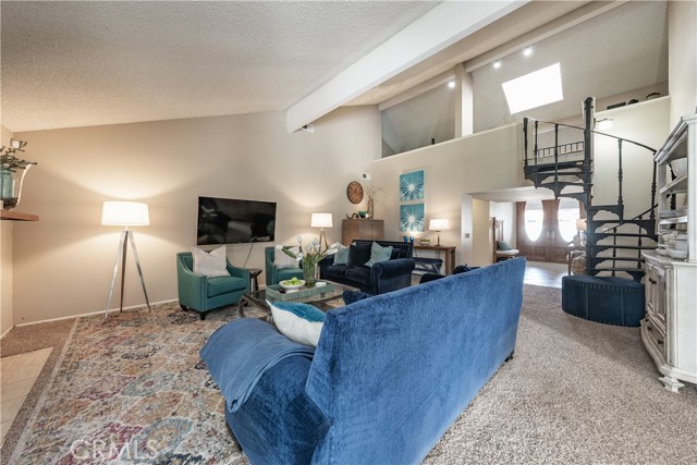 Detail Gallery Image 8 of 69 For 26 Seasons Ct, Madera,  CA 93637 - 3 Beds | 1/2 Baths