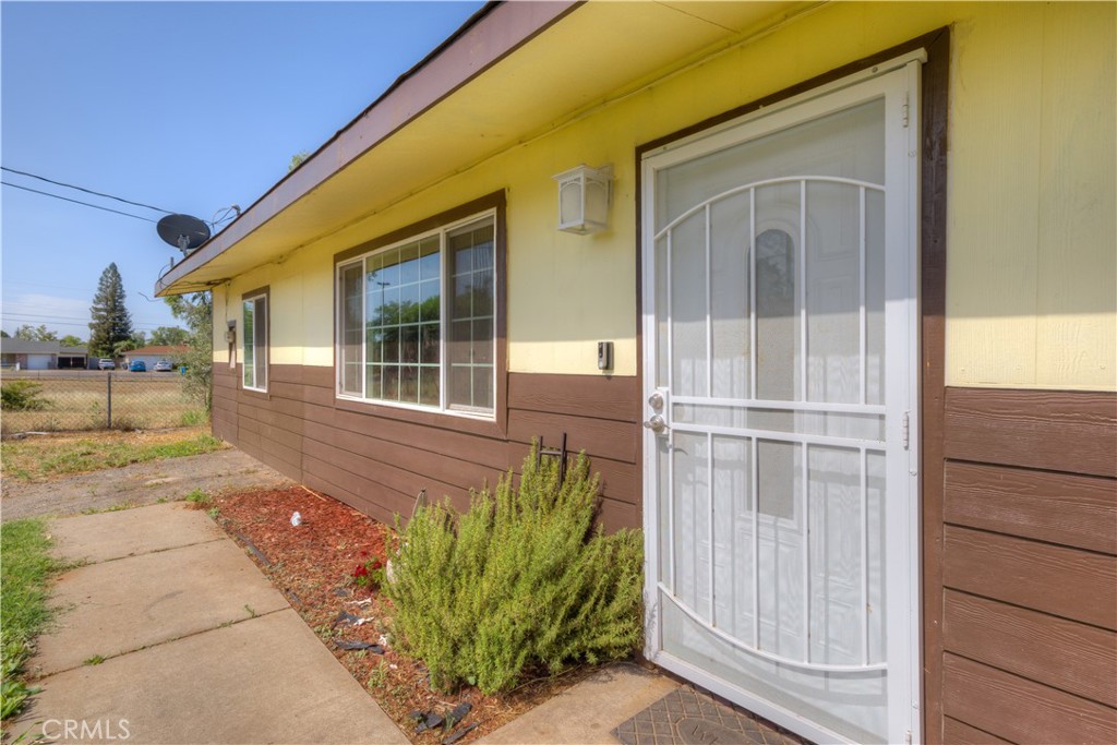 2027 Plumas Court, Oroville, CA 95965