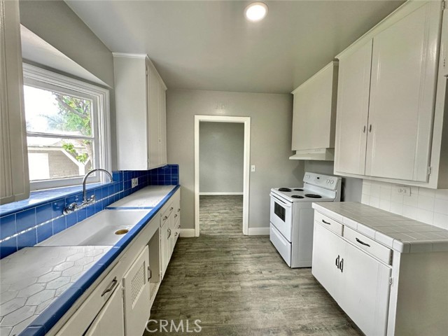 Detail Gallery Image 12 of 28 For 4236 E Ball Ave, Fresno,  CA 93702 - 2 Beds | 1 Baths