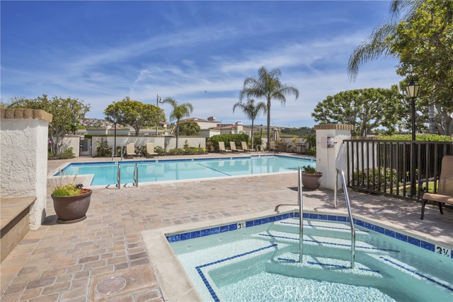 Detail Gallery Image 7 of 28 For 27784 7 Deya, Mission Viejo,  CA 92692 - 2 Beds | 2 Baths
