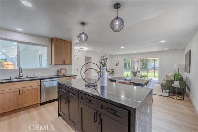 7920 San Marino Drive, Buena Park CA: https://media.crmls.org/medias/a016c512-5c62-4bbc-af7a-e215c6ad20a2.jpg