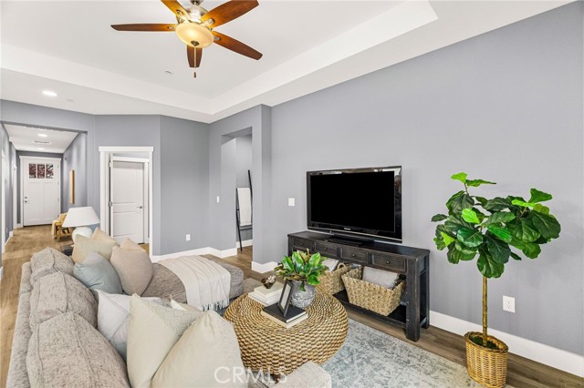 2851 Pin Oak Lane, Chico CA: https://media.crmls.org/medias/a017d17f-038f-429d-8754-c7da2bc9c3f0.jpg