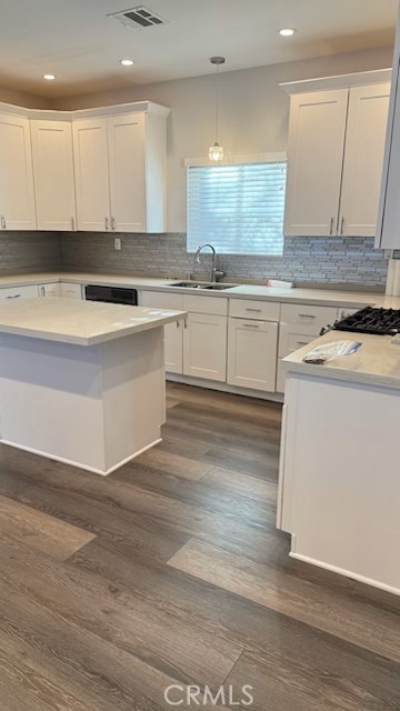 Detail Gallery Image 2 of 7 For 21336 Providencia, Woodland Hills,  CA 91367 - 2 Beds | 2 Baths