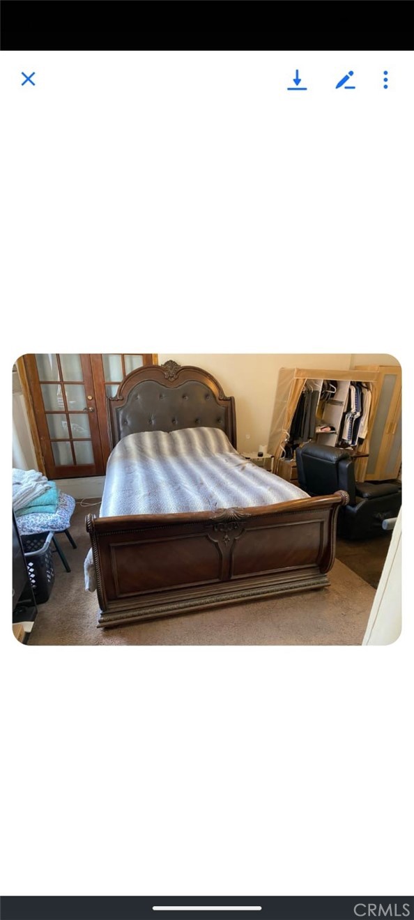 10406 San Carlos, South Gate CA: https://media.crmls.org/medias/a019b200-9622-46e0-92a0-ddb2e16a7183.jpg