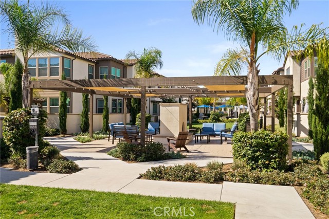 Detail Gallery Image 25 of 29 For 10319 Triple Crown Ln, Cypress,  CA 90720 - 4 Beds | 3/1 Baths