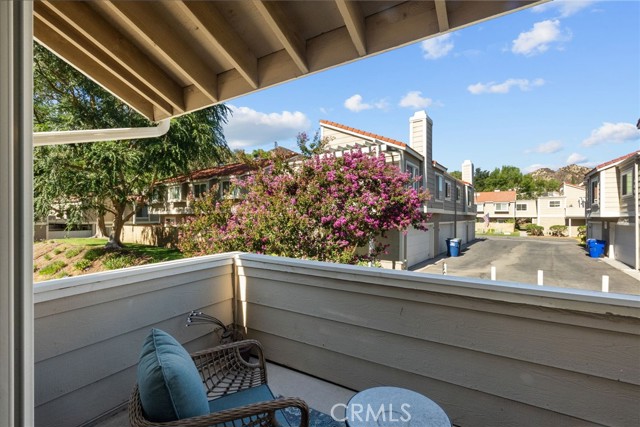 31321 The Old Road, Castaic CA: https://media.crmls.org/medias/a019f167-fc81-4c3c-b110-eae5cdf25437.jpg