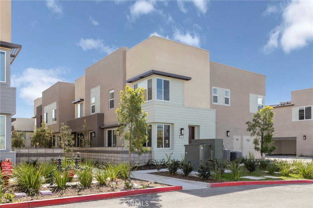 3648 S. Eichler Paseo #5