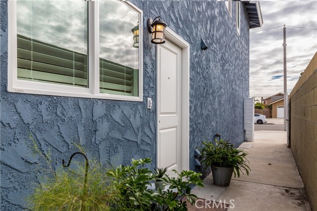 Detail Gallery Image 30 of 30 For 6051 Summerdale Dr, Huntington Beach,  CA 92647 - – Beds | – Baths