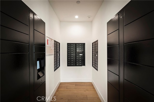399 E Del Mar Boulevard, Pasadena CA: https://media.crmls.org/medias/a01b59cf-32a2-46a1-85ae-ded3e87c2da6.jpg