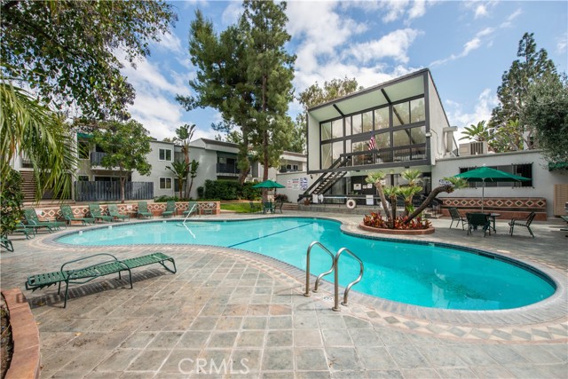 Detail Gallery Image 17 of 23 For 18645 Hatteras St #131,  Tarzana,  CA 91356 - 1 Beds | 1 Baths