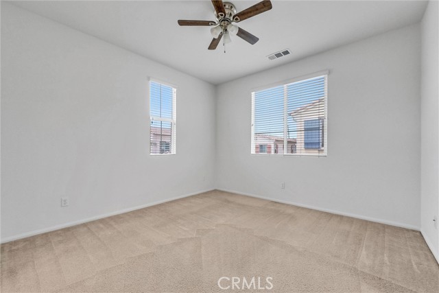 Detail Gallery Image 12 of 19 For 147 Royal Way, Upland,  CA 91786 - 3 Beds | 2/1 Baths