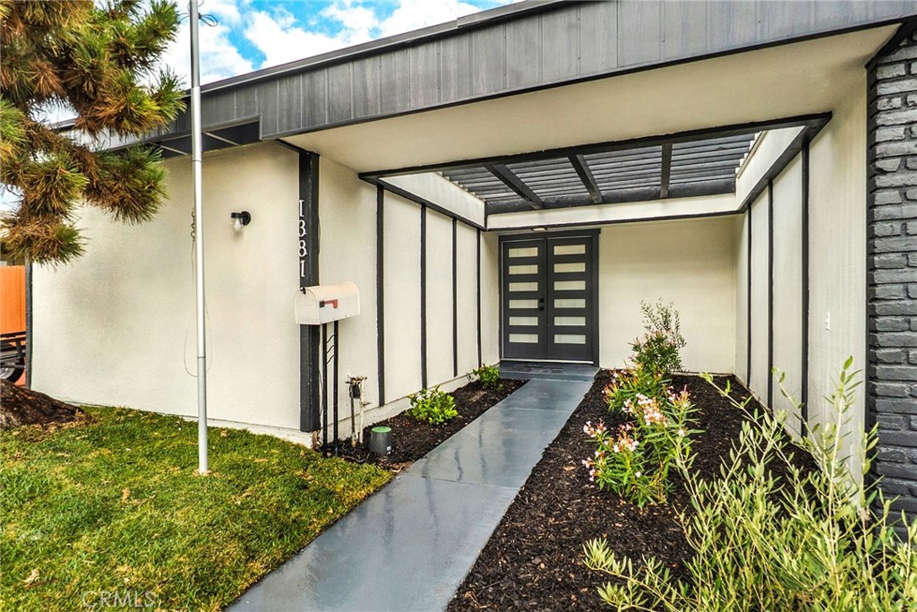 MLS #OC25260184 image #7