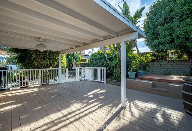 Detail Gallery Image 35 of 51 For 8819 Glider, Los Angeles,  CA 90045 - 3 Beds | 2 Baths