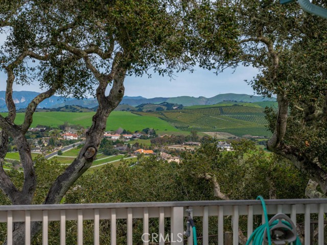 Detail Gallery Image 29 of 41 For 2775 Silver Way, Arroyo Grande,  CA 93420 - 3 Beds | 3 Baths