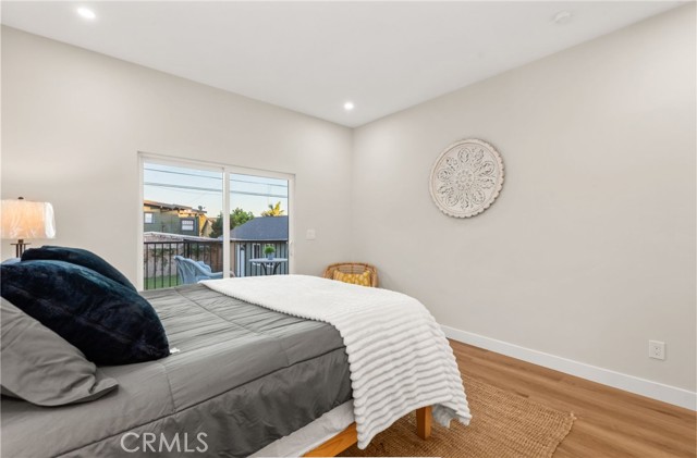 Detail Gallery Image 18 of 37 For 5414 Hillcrest, Los Angeles,  CA 90043 - 3 Beds | 2 Baths