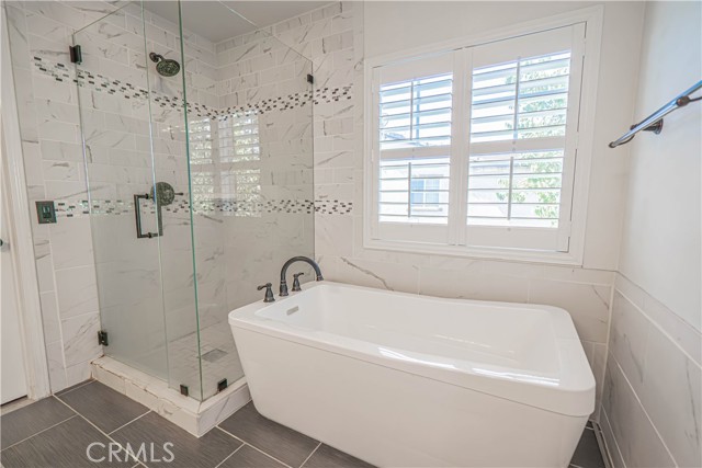 25351 Playa Serena Drive, Valencia CA: https://media.crmls.org/medias/a01f324f-bf25-4c4d-85a9-38838f49b100.jpg