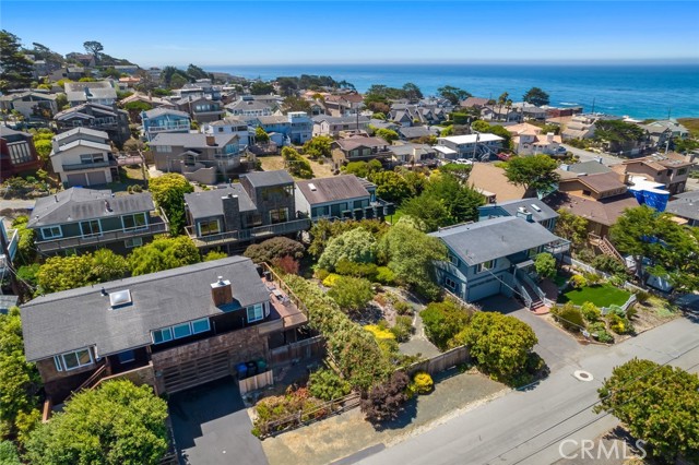 373 Bristol Street, Cambria CA: https://media.crmls.org/medias/a01f6470-9baf-438d-b74a-034dd162ff47.jpg