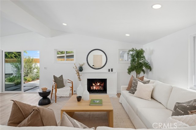 Detail Gallery Image 11 of 24 For 2355 Rutgers Dr, Costa Mesa,  CA 92626 - 4 Beds | 2 Baths