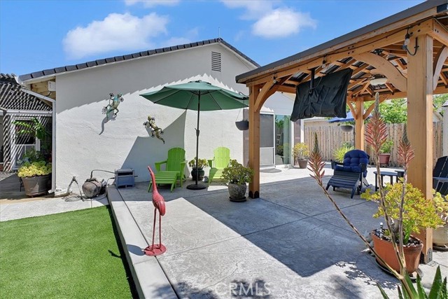 1986 14th Street, Olivehurst CA: https://media.crmls.org/medias/a0221e90-99df-4f76-9d76-b8266e94900a.jpg
