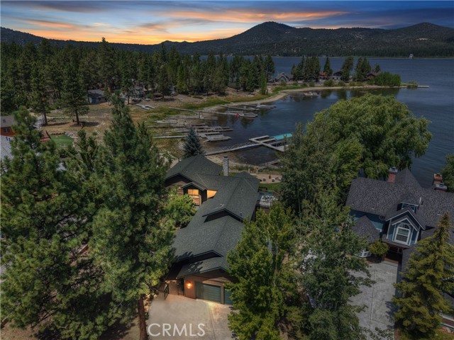 488 Lakeview Court, Big Bear Lake CA: https://media.crmls.org/medias/a0235806-26fc-4e40-90ca-fb15b8c36752.jpg