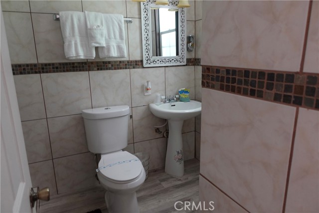 27992 Rainbow Drive, Lake Arrowhead, California 92352, ,Commercial Sale,For Sale,27992 Rainbow Drive,CRTR25010871