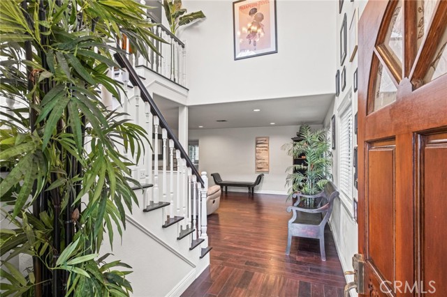 Detail Gallery Image 2 of 35 For 5048 W 121st St, Hawthorne,  CA 90250 - 4 Beds | 2/1 Baths