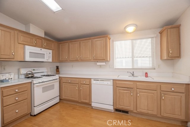 Detail Gallery Image 7 of 19 For 1245 W Cienega Ave #75,  San Dimas,  CA 91773 - 3 Beds | 2 Baths