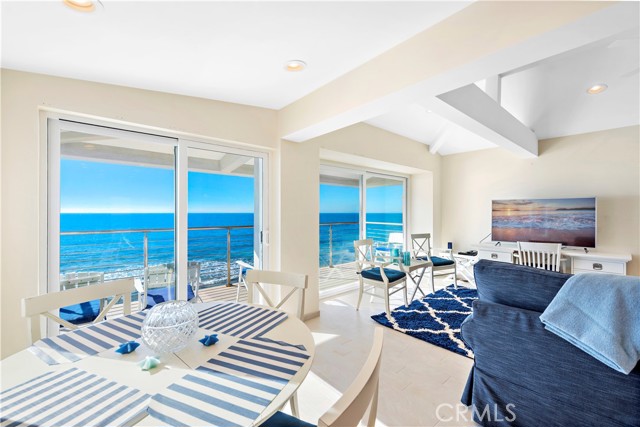 Detail Gallery Image 3 of 31 For 1051 Gaviota Dr, Laguna Beach,  CA 92651 - 2 Beds | 2 Baths