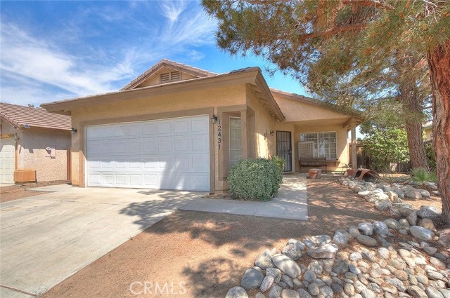 Detail Gallery Image 4 of 49 For 12437 Goldstone, Victorville,  CA 92392 - 3 Beds | 2 Baths