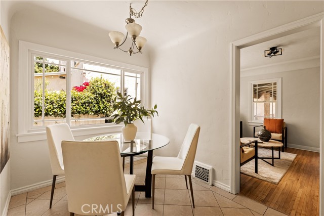 3848 Boyce Avenue, Los Angeles CA: https://media.crmls.org/medias/a0257094-d60e-4a3a-bf88-5b1c6707116a.jpg