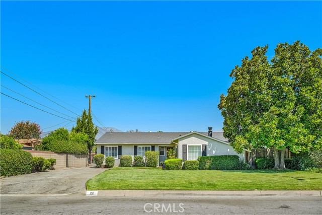 151 E Wistaria Ave, Arcadia, CA 91006