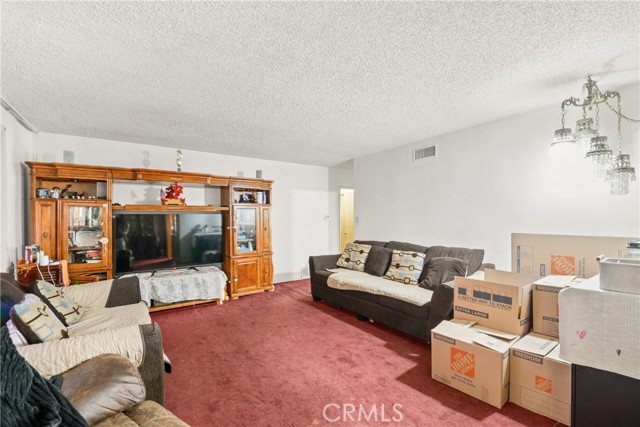 Detail Gallery Image 5 of 16 For 1563 Mcgilvrey, Los Angeles,  CA 90063 - 3 Beds | 2 Baths