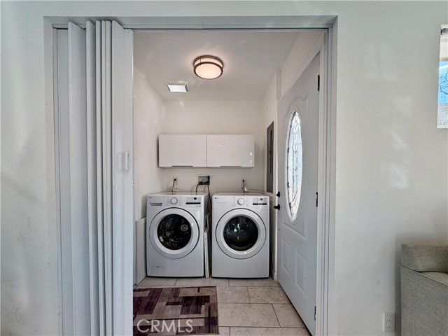 Detail Gallery Image 10 of 35 For 3585 Ambrose Cir #1,  Corona,  CA 92882 - 3 Beds | 2/1 Baths