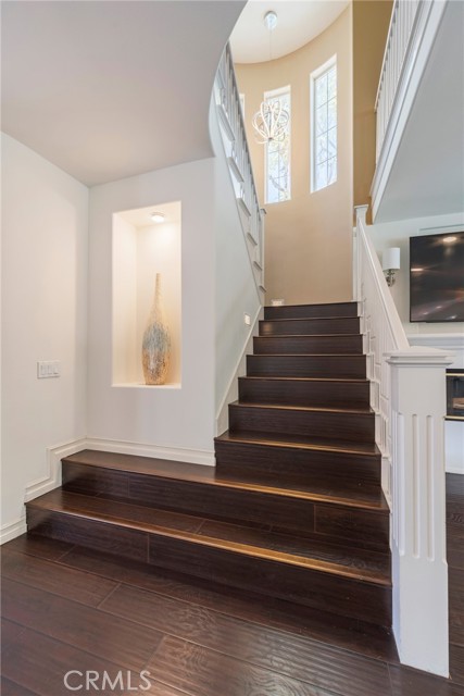 6535 Park Royal Circle, Huntington Beach CA: https://media.crmls.org/medias/a028f34e-5ae4-4664-88be-4e1e43ef8843.jpg